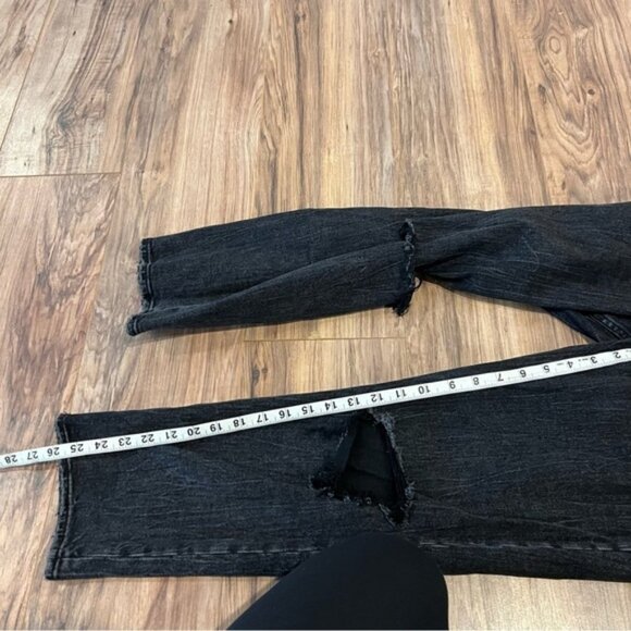 Abercrombie & Fitch Curve Love Ultra High Rise Ankle Straight Jeans - Picture 9 of 10